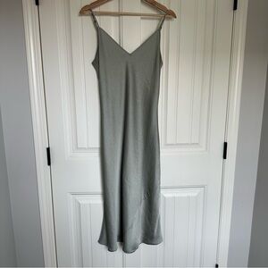Aritzia / Wilfred Slip Midi Dress
